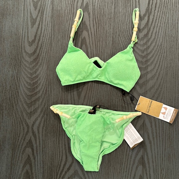 Vix Swim- New Retail $286.00 🌴🌴🏖 - Picture 1 of 9